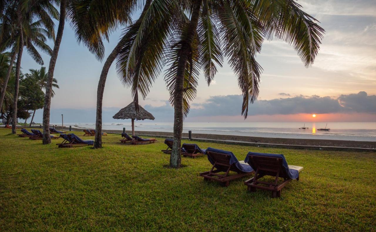 Neptune Paradise Beach Resort & Spa Galu Kültér fotó
