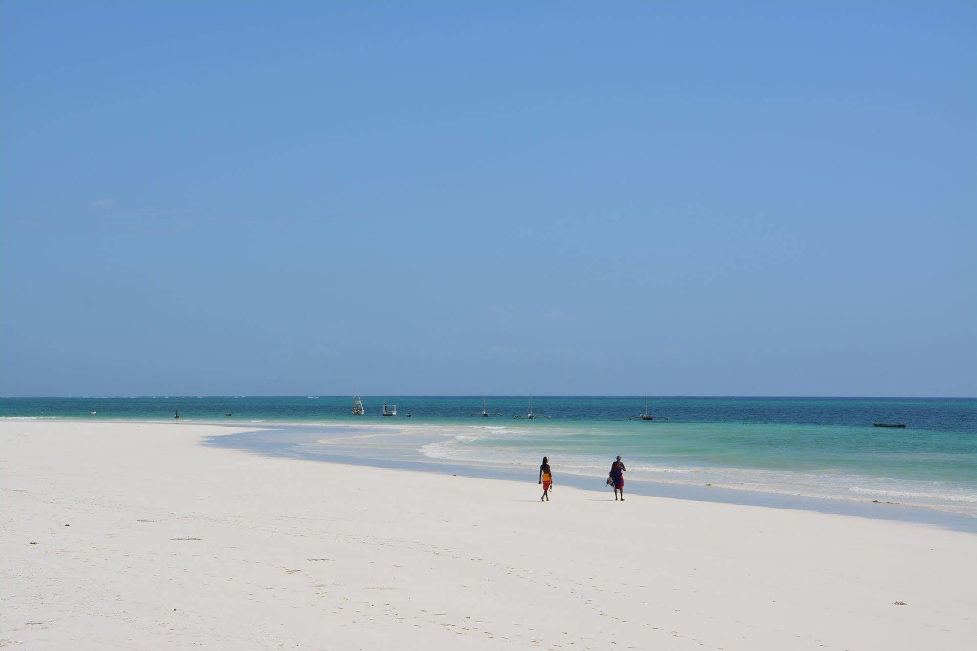 Neptune Paradise Beach Resort & Spa Galu Kültér fotó