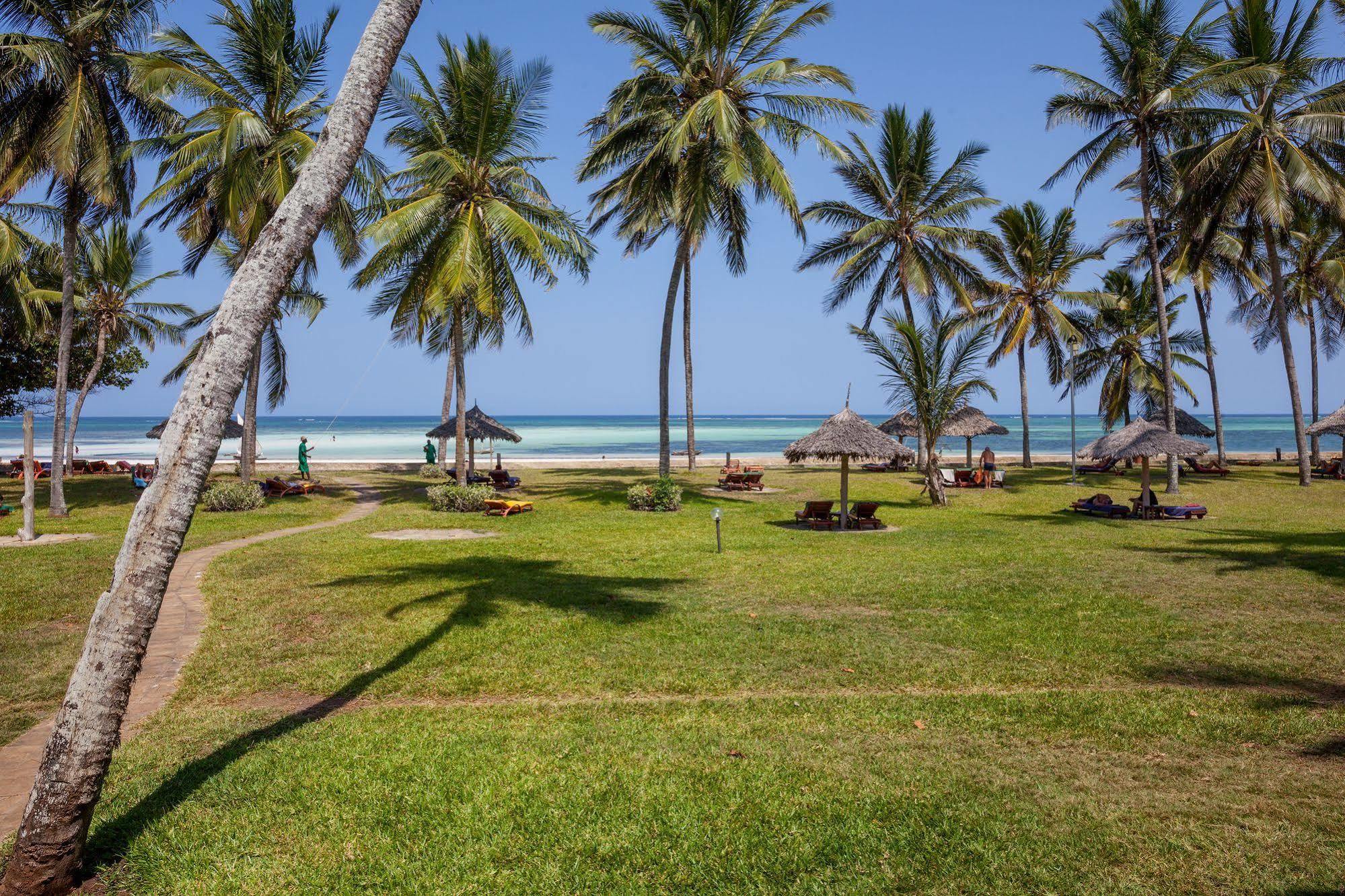 Neptune Paradise Beach Resort & Spa Galu Kültér fotó